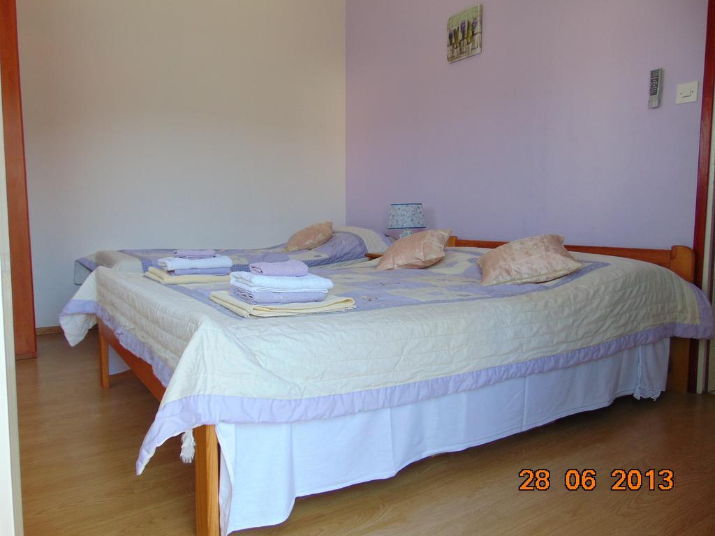 Apartments Borozan Vinisce Phòng bức ảnh