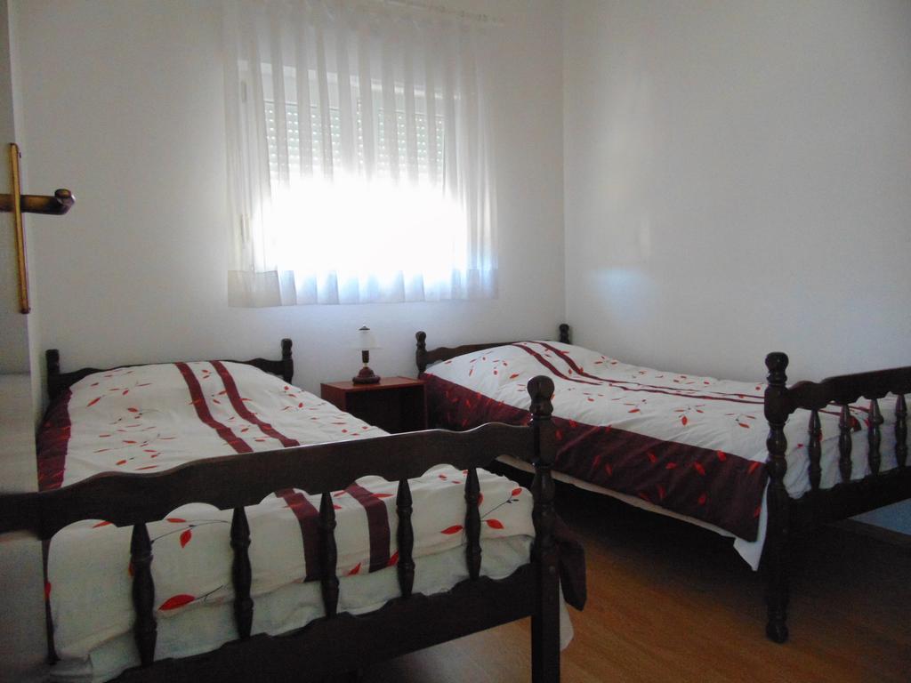 Apartments Borozan Vinisce Phòng bức ảnh