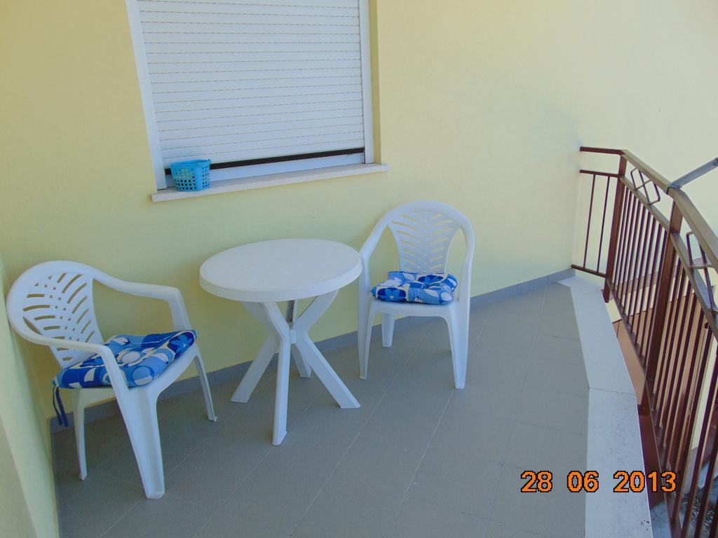 Apartments Borozan Vinisce Phòng bức ảnh